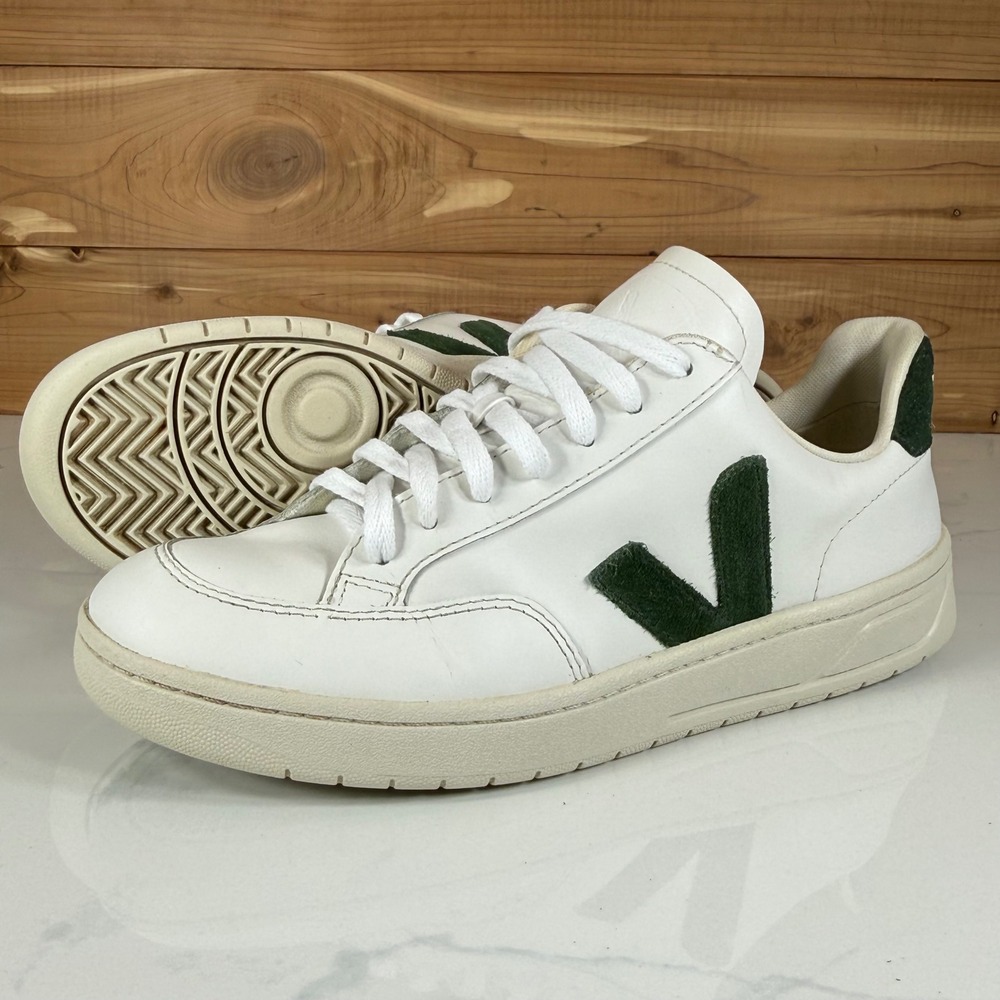 Veja V-12 Leather Sneakers Mens 7 Womens 9 Extra White Cypress Green Low Top